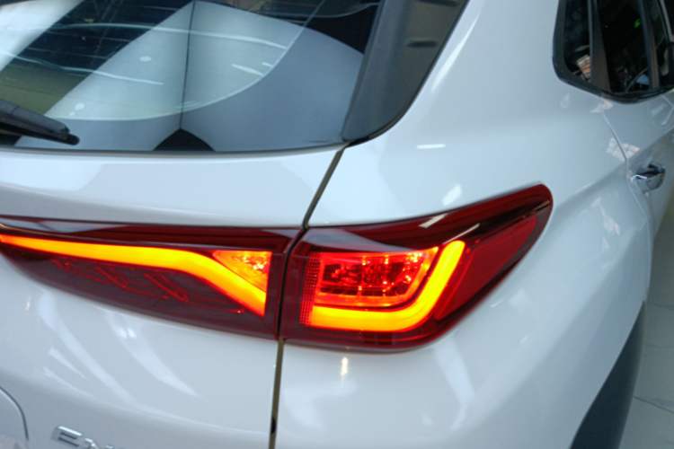 Used Hyundai ENCINO 2018 1.6T Dual-Clutch ZhiPao Edition China V Standard Right Rear Taillight