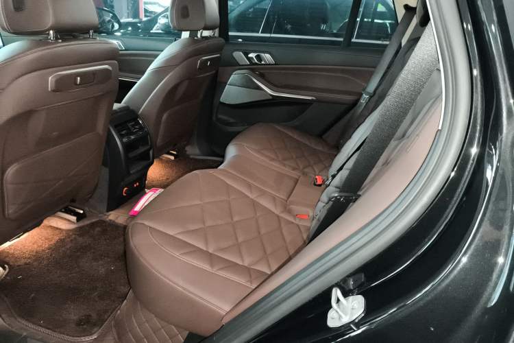 Used BMW X5 2023 xDrive 30Li Luxury M Sport Night Edition Package