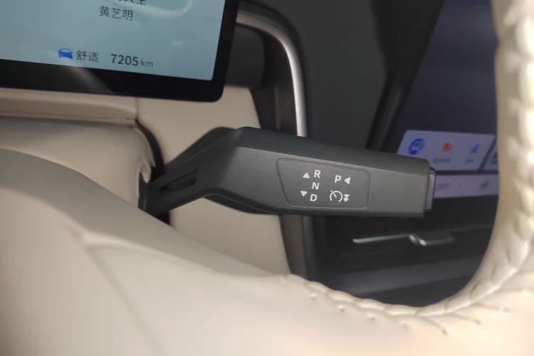 Used Dongfeng eπ eπ008 2026 Model Six-Seat Pure-Electric Family Delight Edition