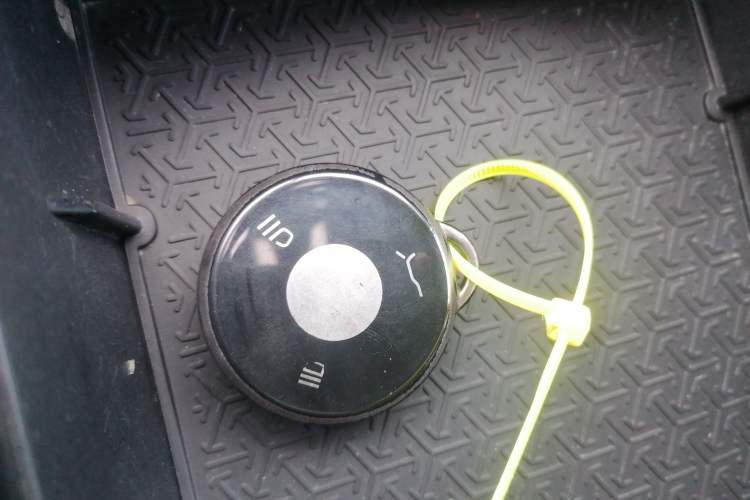 Used NETA U 2023 NETA U-Ⅱ Challenge Edition 400 U Show - Lithium-Ion Battery