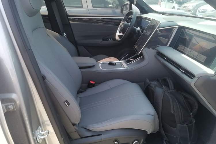 Used Geely Galaxy L7 2025 EM-i 115km Exploration+ Edition