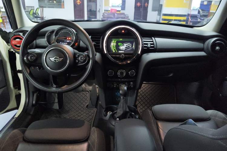 Used MINI MINI 2016 1.5T COOPER Five-Door Edition