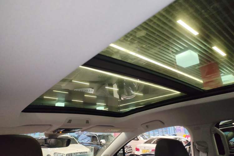 Used Volkswagen Talagon 2022 380TSI Four-Wheel Drive Luxury "Jiajing" Edition Pro 6 Seats Headliner