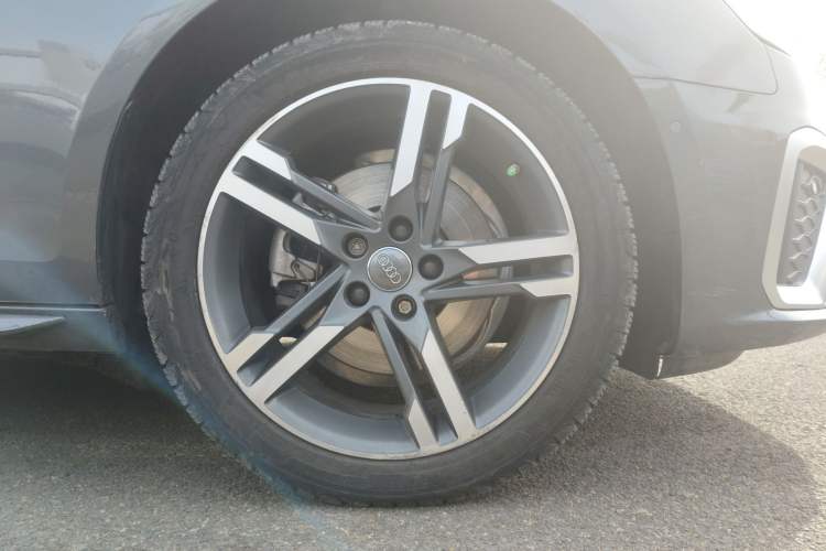 Used Audi A4L 2020 40 TFSI quattro Luxury Dynamic Model