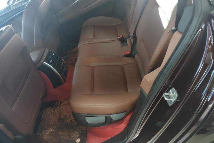 Used BMW 5 Series GT 2015 528i Leading Model