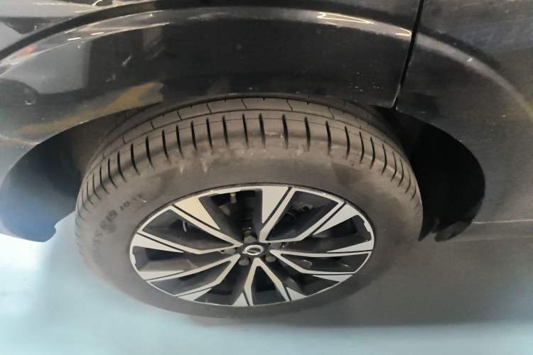 Used Volvo XC60 2025 B5 Four-Wheel Drive Smart & Advanced Luxury Edition