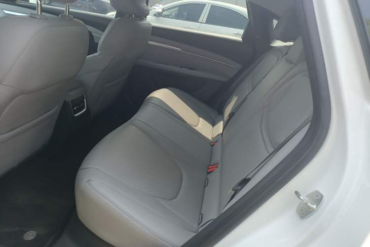 Used XPeng MONA M03 2024 620 with Ultra-Long Range Left Rear Seat