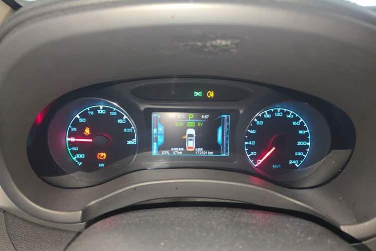 Used BYD Song New Energy 2017 Song DM 1.5TID All-Wheel Drive Luxury Model Instrument Cluster
