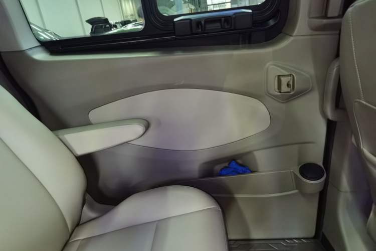 Used Ford Tourneo Custom 2017 2.0T Automatic Elite Edition
