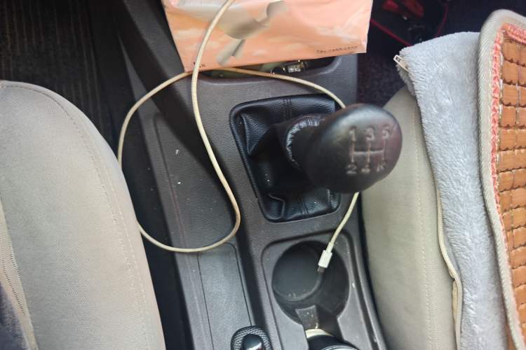 Used Wuling Rongguang V 2016 1.5L Standard Version Gear Lever