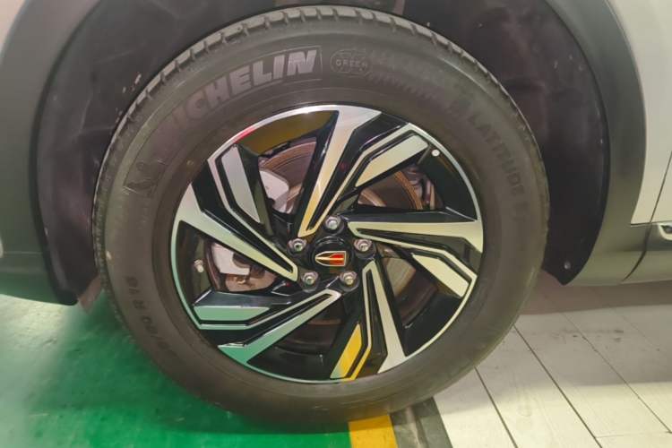 Used Hongqi HS5 2022 Revised Version 2.0T Smart Connect Flagship Edition