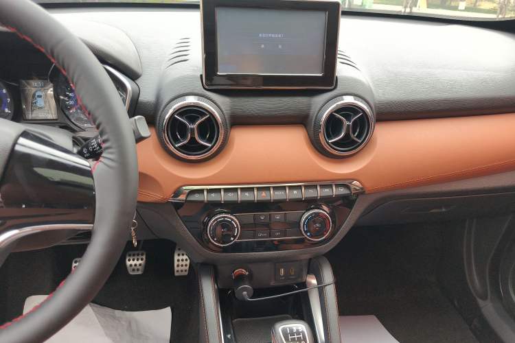 Used BAIC Senova X35 2016 1.5L Manual Luxury Edition