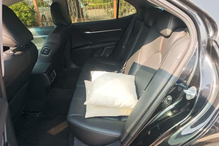 Used Toyota Camry 2023 2.5G Luxury Edition