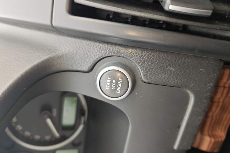 Used Land Rover Freelander 2 2010 3.2 i6 Automatic SE Gasoline Version
