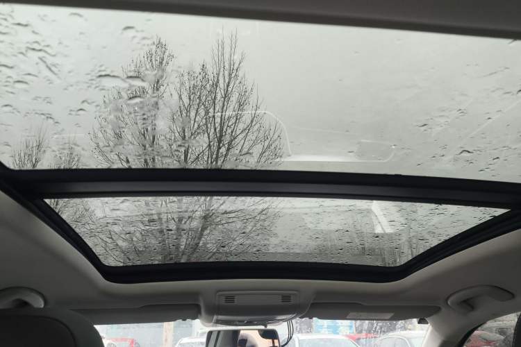 Used Volkswagen T-ROC 2020 280TSI DSG Two-Wheel-Drive Elite Version