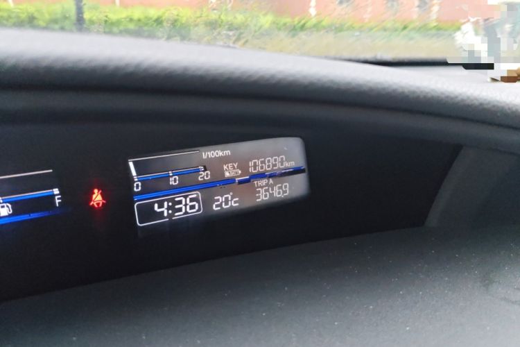 Used Honda Jade 2013 1.8L CVT Luxury Edition 5 seats