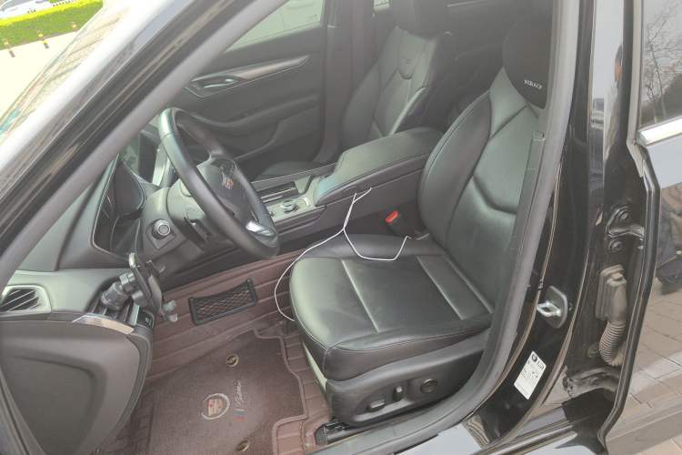 Used Cadillac CT5 2022 28T Luxury Version (Standard Edition) Left Front Seat