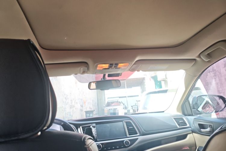 Used Toyota Highlander 2015 2.0T Four-Wheel Drive Luxury Edition 7-Seater Headliner