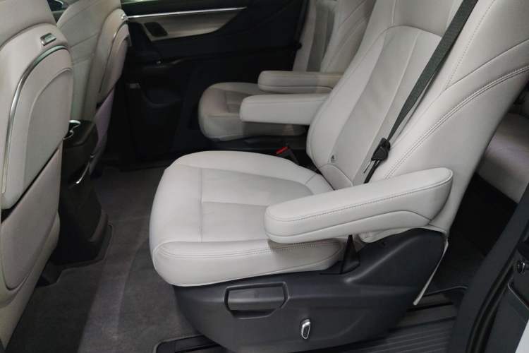 Used Buick GL8 2025 Lu Zun Smart Enjoyment Edition
