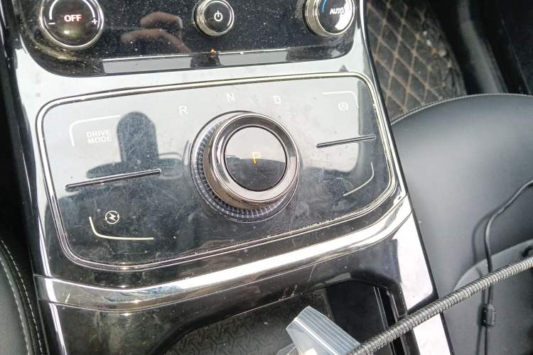 Used NETA U 2023 NETA U-Ⅱ Challenge Edition 500 U Show – Lithium Iron Phosphate Gear Lever