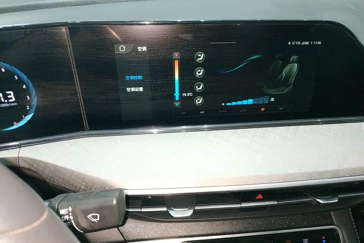 Used CHANGAN Eado 2023 Changan Edition PLUS Blue Whale NE 1.4T GDI DCT Prestige Version
