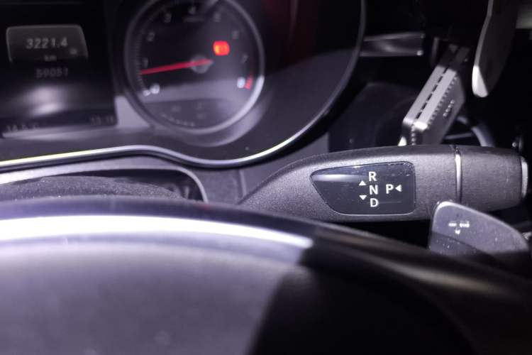 Used Mercedes-Benz C-Class 2017 Facelift C 200 Coupe
