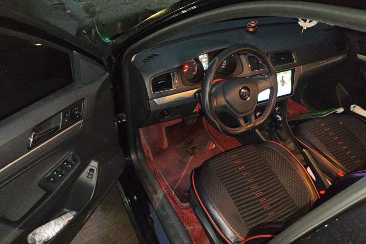 Used Volkswagen Lavida 2017 1.6L Automatic Fashion Edition
