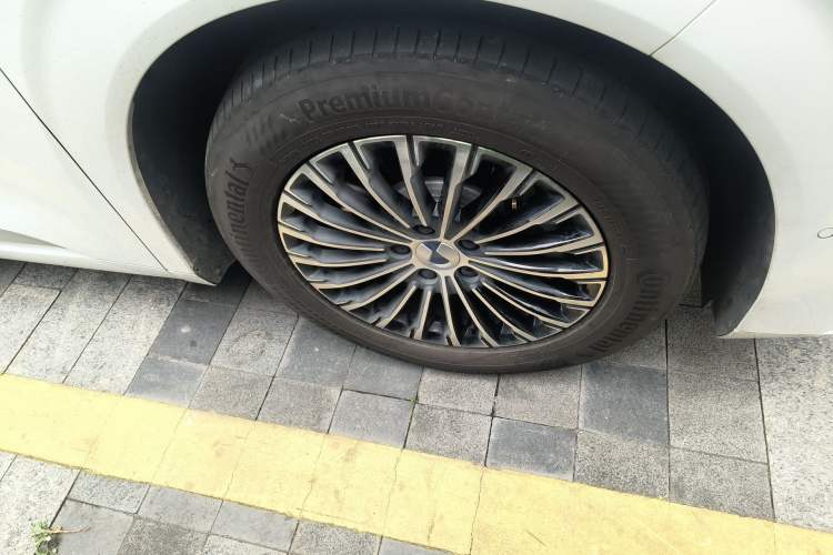 Used Denza D9 2022 DM-i 970 Four-Wheel Drive Flagship Model