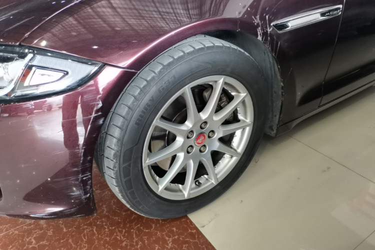 Used Jaguar XJ 2016 XJL 2.0T Two-Wheel-Drive Elegant Business Edition
