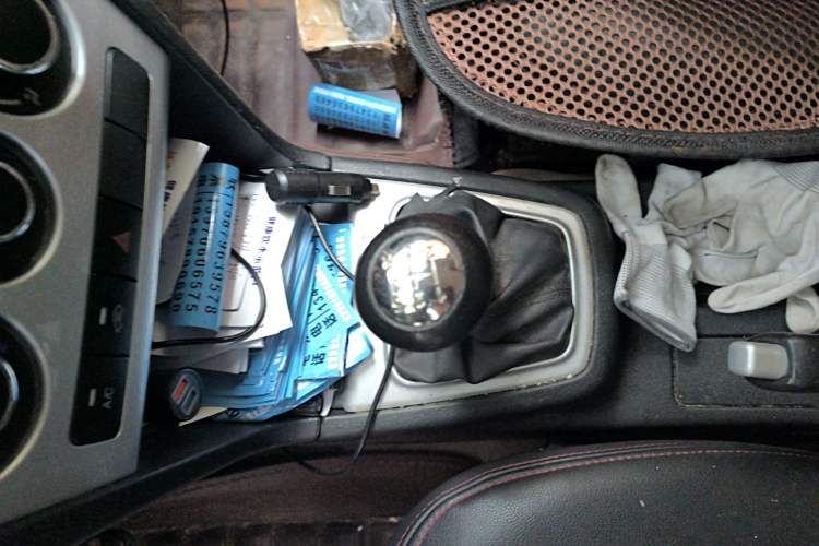 Used CHANGAN KAICHENG Ounuo S 2015 1.5L CNG Model Gear Lever