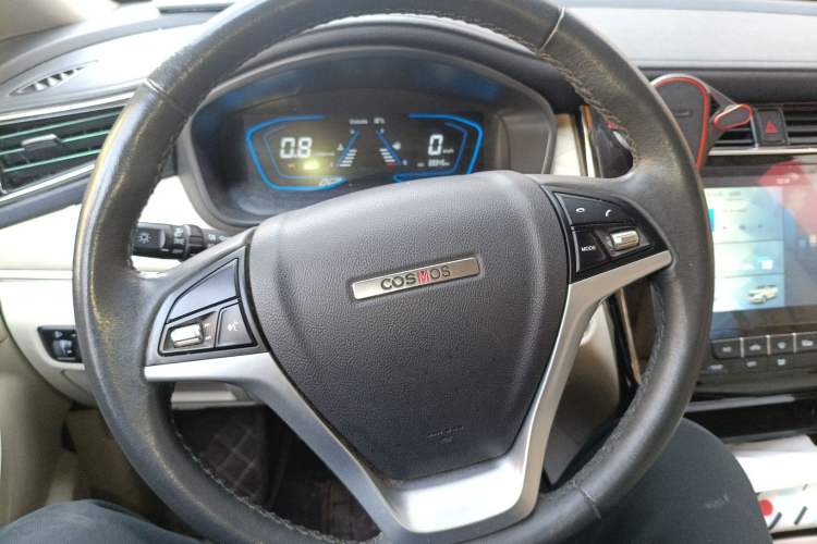 Used CHANGAN OSHAN Cosmos 2019 1.5T Manual Elite Version China V Standard
