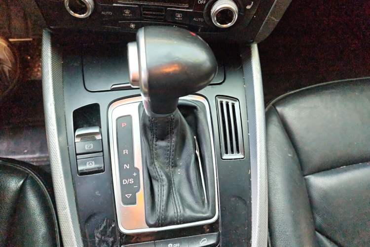 Used Audi Q5 2015 40 TFSI Technology Edition