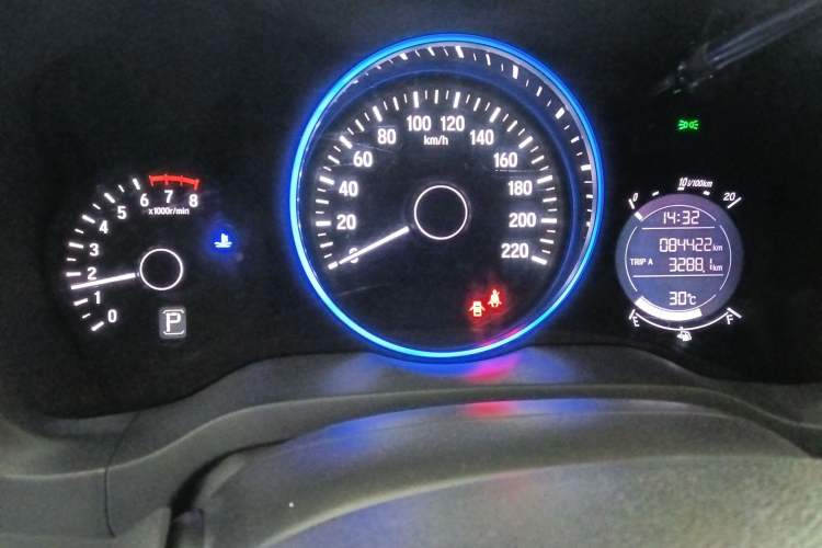 Used Honda Vezel 2020 220 TURBO CVT Elite Edition
