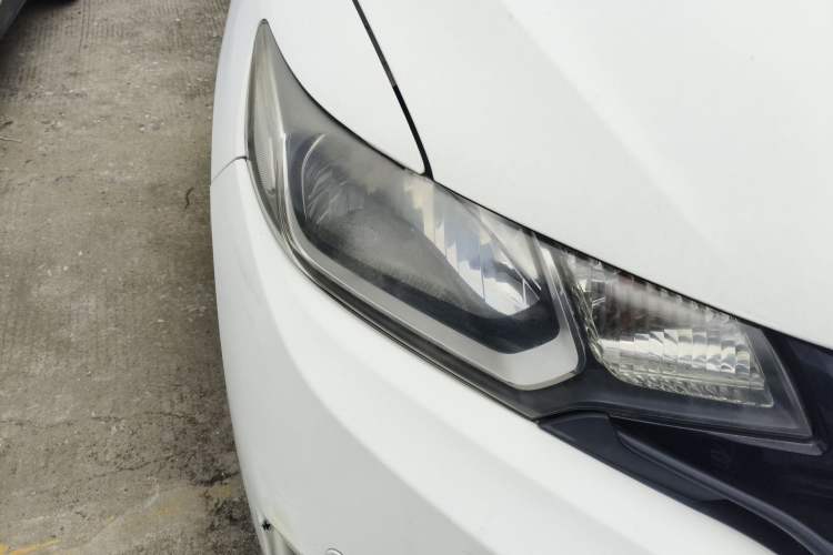 Used Honda Fit 2014 1.5L LX CVT Comfort Model Right Front Headlight