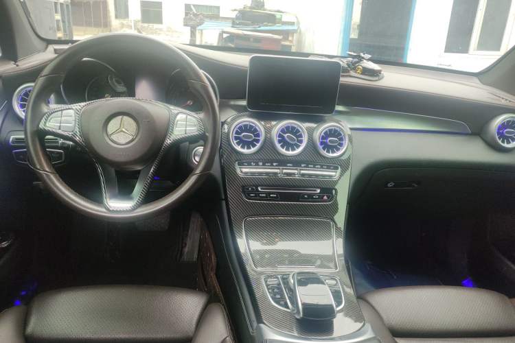 Used Mercedes-Benz GLC 2017 GLC 200 4MATIC Center Console