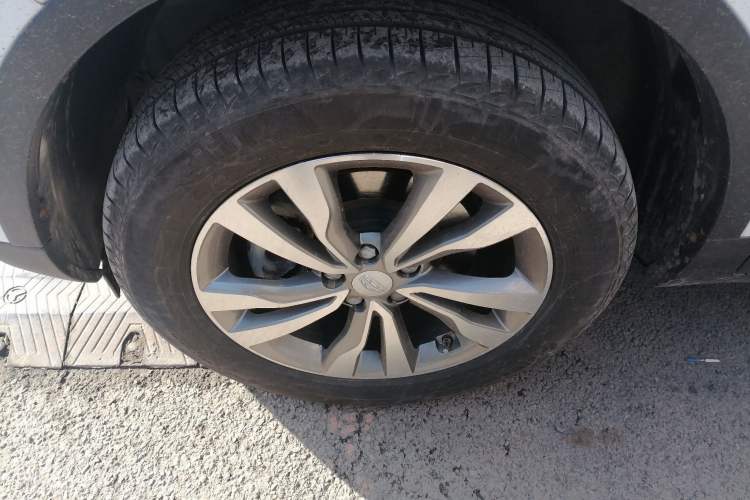 Used Geely Auto Emgrand X7 Sport 2016 1.8TD Automatic Smart Connectivity Version
