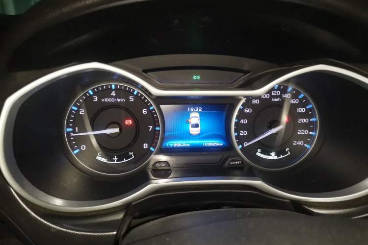 Used Geely Auto Emgrand 2017 Sedan Million Edition 1.5L Manual - Upward Version