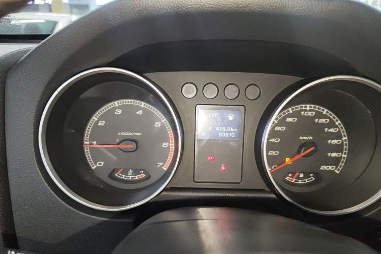 Used BAIC Off-Road BJ40 2016 40L 2.3T Automatic All-Wheel Drive Premium Edition Instrument Cluster