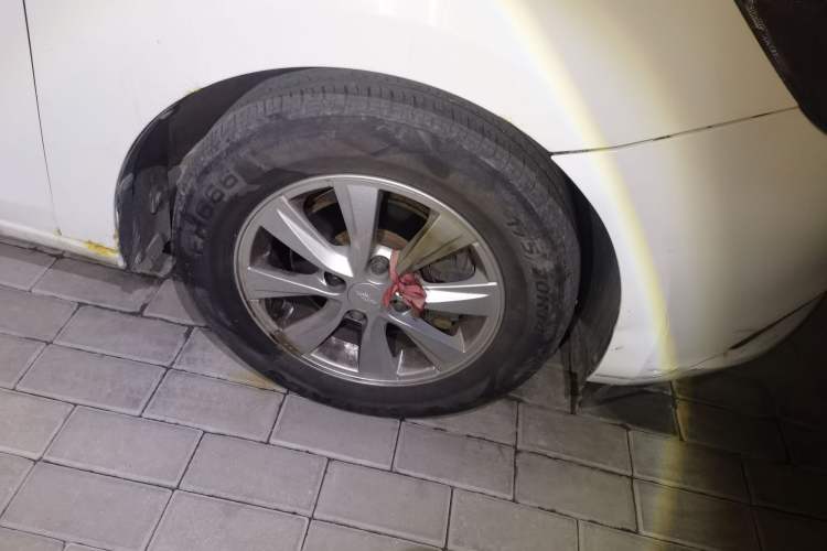 Used Chevrolet Sail 2015 Sail 3 1.5L Manual with Ideal Sunroof Edition