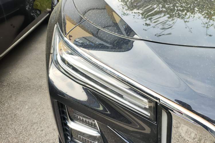 Used Hongqi H5 2024 2.0T Automatic Smart Connect Flagship Edition Exterior 3