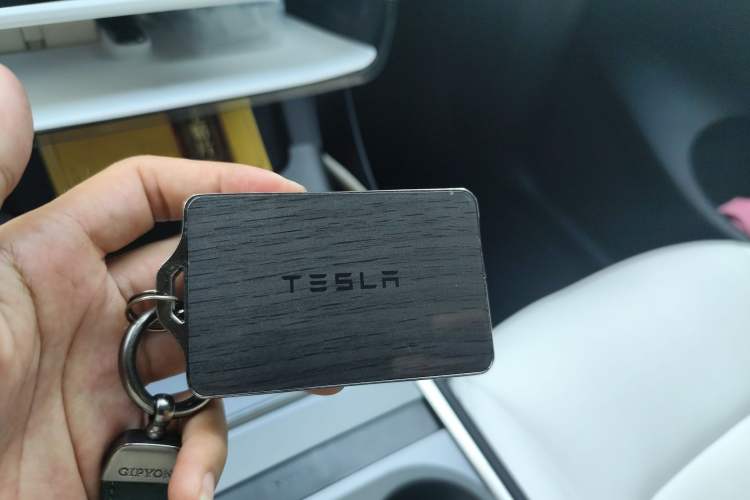 Used Tesla Model Y 2023 Rear-Wheel-Drive Version Vehicle Key