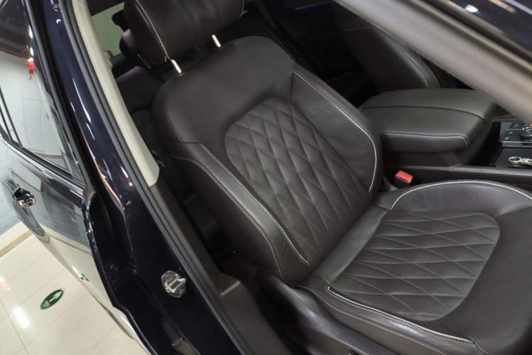 Used Volkswagen Teramont 2019 530 V6 Four-Wheel Drive Prestige Flagship Edition China V Standard Right Front Seat