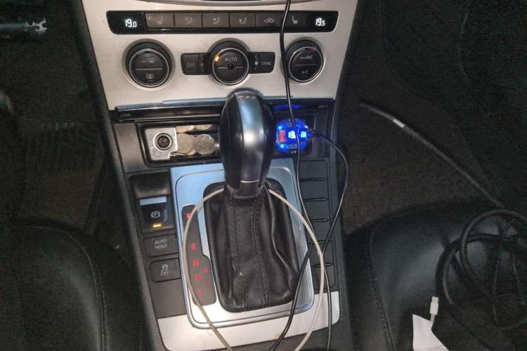 Used Volkswagen Magotan 2013 1.8TSI Luxury Model Gear Lever