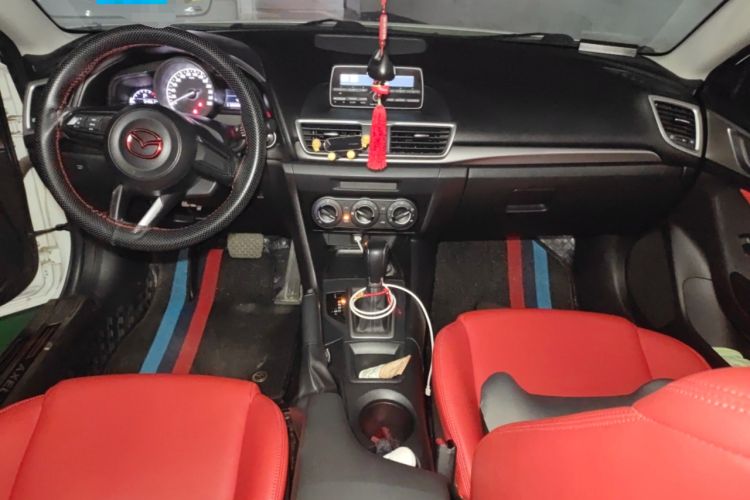 Used Mazda 3 Axela 2017 Sedan 1.5L Automatic Comfort Model Emission Standard China V
