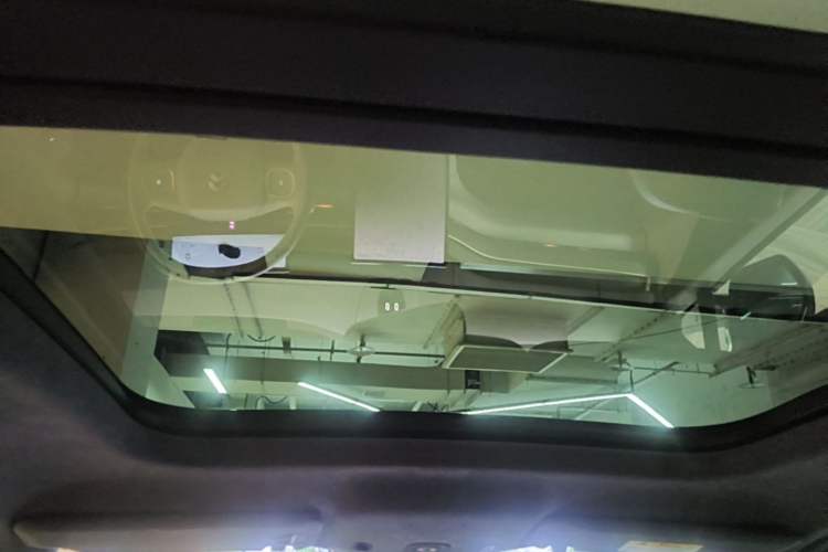 Used Nio ES8 2023 75 kWh Executive Edition Headliner