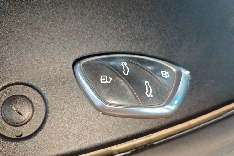 Used Rising MARVEL R 2021 Rear-Drive PRO Edition
