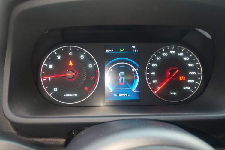 Used BYD Tang 2018 2.0T Automatic Smart Connect Prestige 7-Seater China V Standard