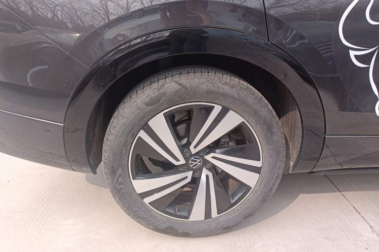 Used Volkswagen Tavendor 2023 380TSI Four-Wheel Drive R-Line Cruise Edition
