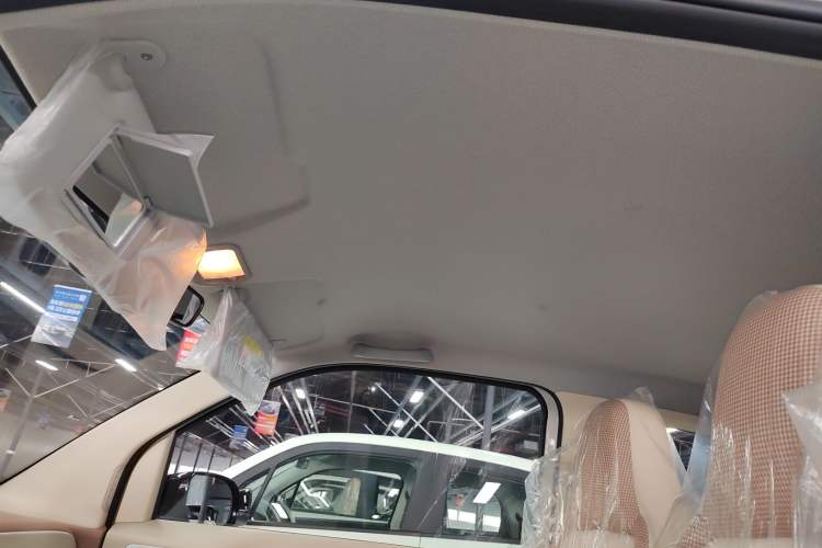 Used Wuling Hongguang MINIEV 2024 3rd Generation 215km Youth Edition Headliner