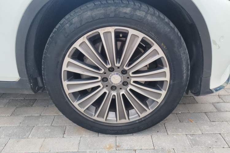 Used Mercedes-Benz GLC 2017 GLC 260 4MATIC Dynamic Edition
